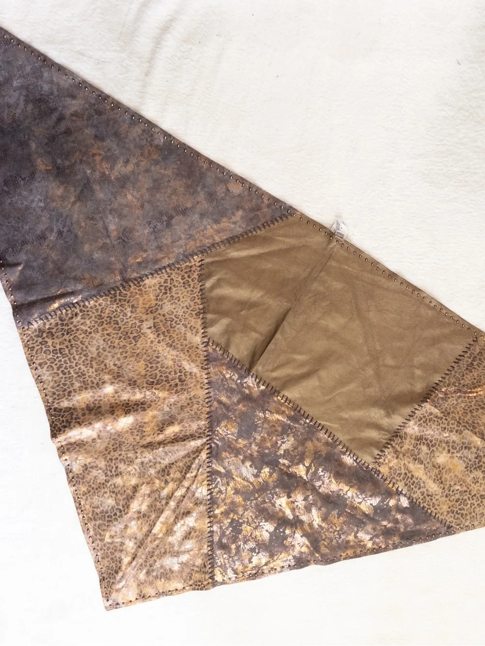 NWT Chico’s Outpost Triangle Leather Wrap 100% Leather Multi $228